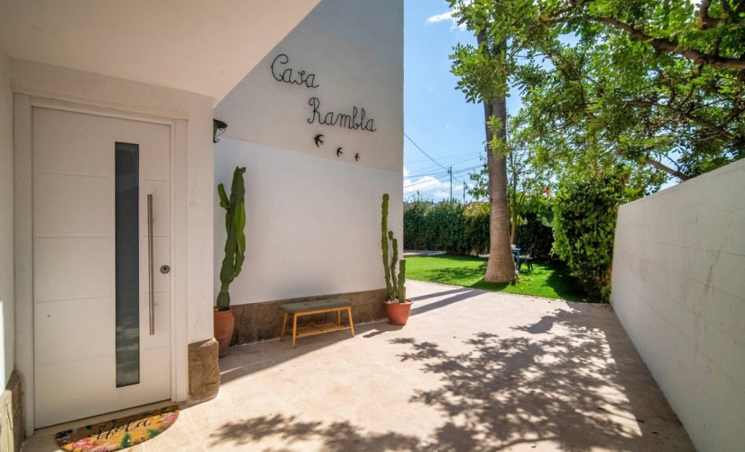 Reventa - Villa -
Albir