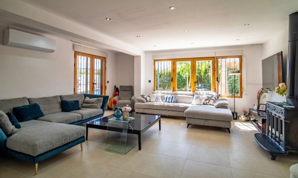 Reventa - Villa -
Albir