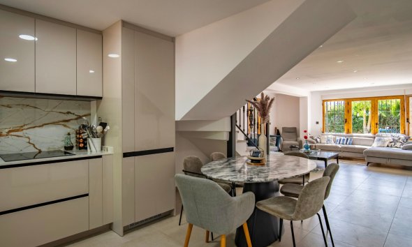 Reventa - Villa -
Albir