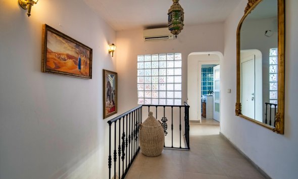 Reventa - Villa -
Albir