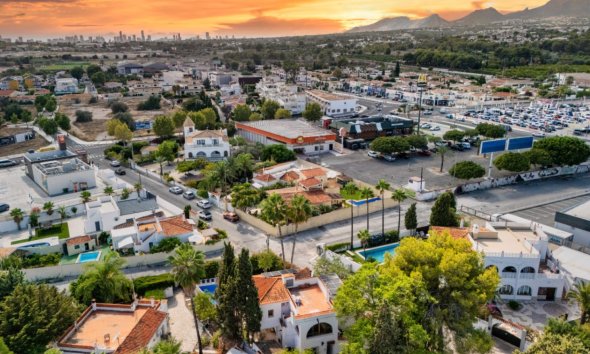 Reventa - Villa -
Albir