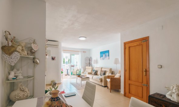 Reventa - Adosado -
Albir