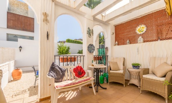 Reventa - Adosado -
Albir