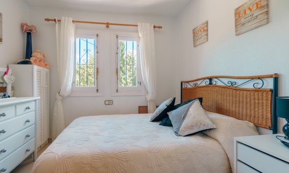 Reventa - Adosado -
Albir