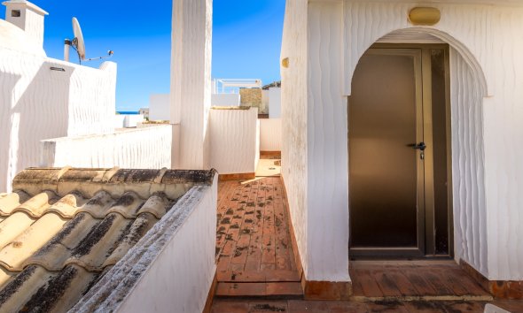 Reventa - Adosado -
Albir