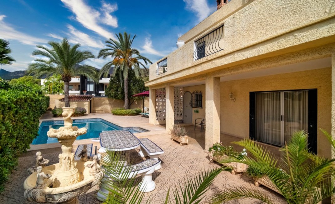 Herverkoop - Villa -
Alfaz del Pi - Colonia Escandinavia