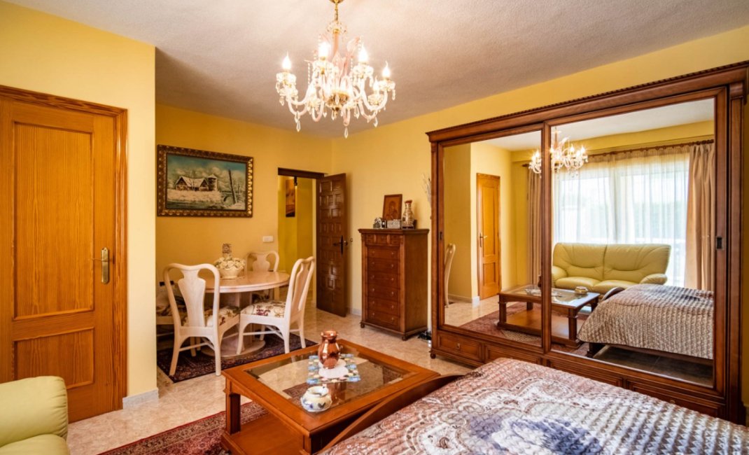 Herverkoop - Villa -
Alfaz del Pi - Colonia Escandinavia