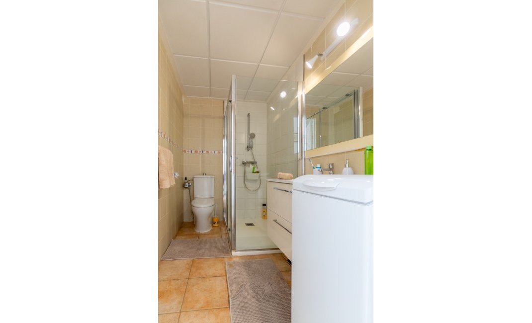 Reventa - Apartamento / piso -
Albir