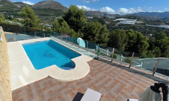 Herverkoop - Chalet / Villa -
Callosa De Ensarrià