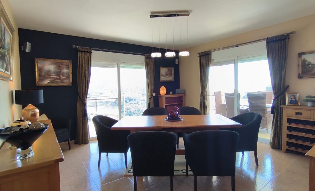 Herverkoop - Chalet / Villa -
Callosa De Ensarrià