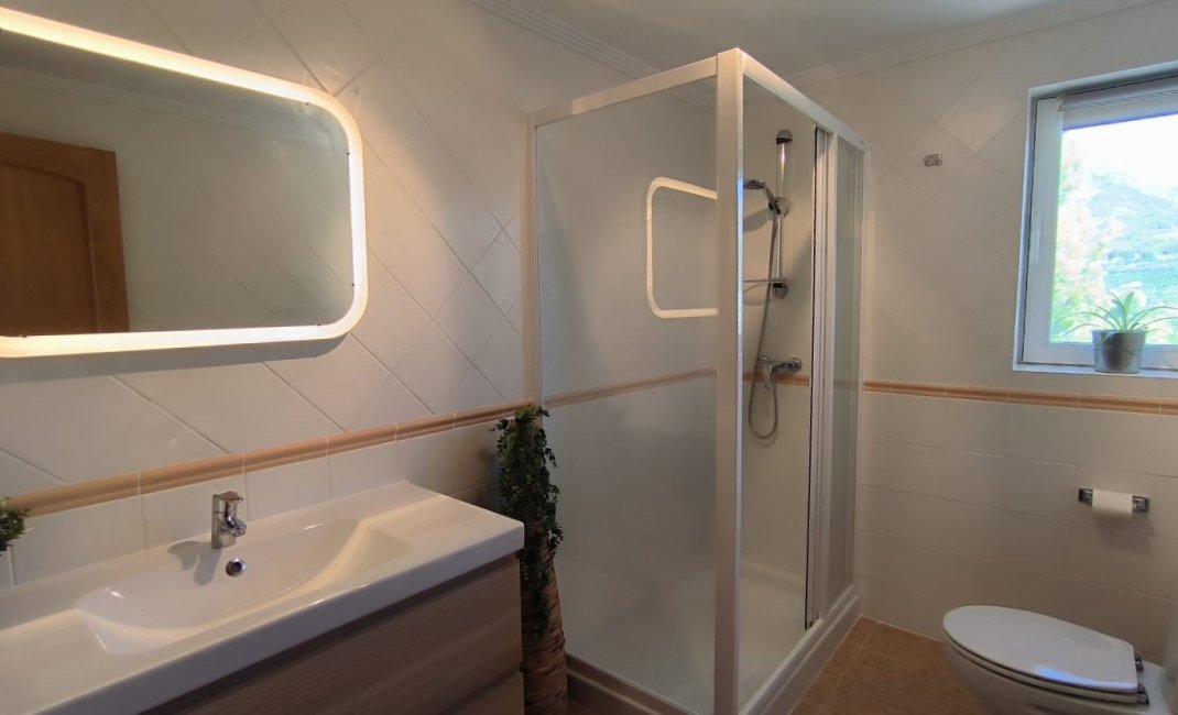 Herverkoop - Chalet / Villa -
Callosa De Ensarrià