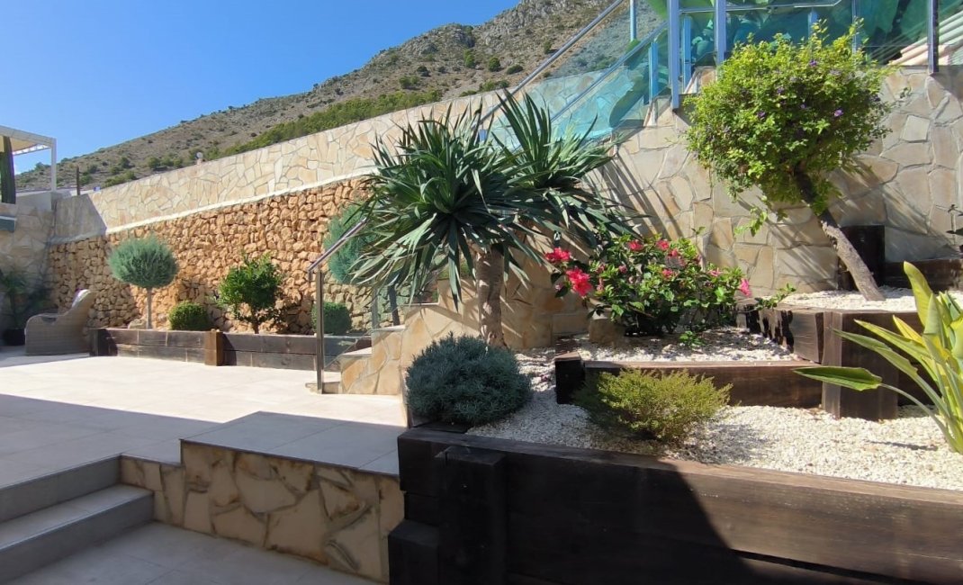 Herverkoop - Chalet / Villa -
Callosa De Ensarrià