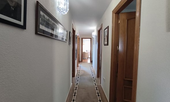 Herverkoop - Chalet / Villa -
Callosa De Ensarrià