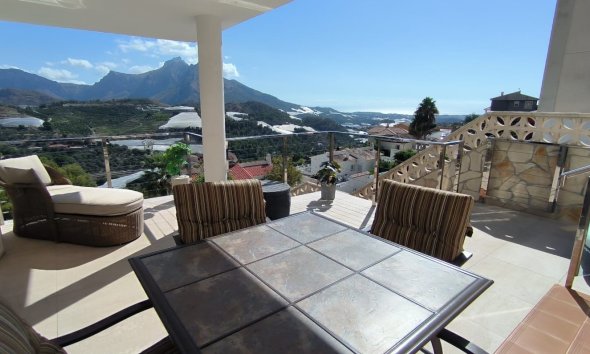 Herverkoop - Chalet / Villa -
Callosa De Ensarrià