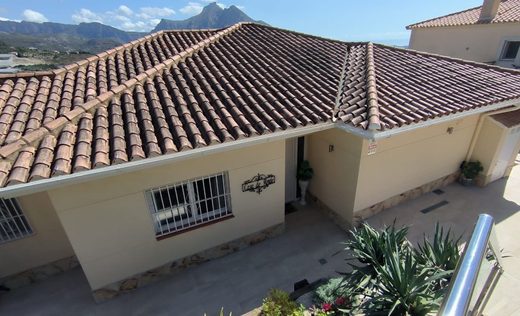 Herverkoop - Chalet / Villa -
Callosa De Ensarrià