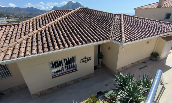 Herverkoop - Chalet / Villa -
Callosa De Ensarrià