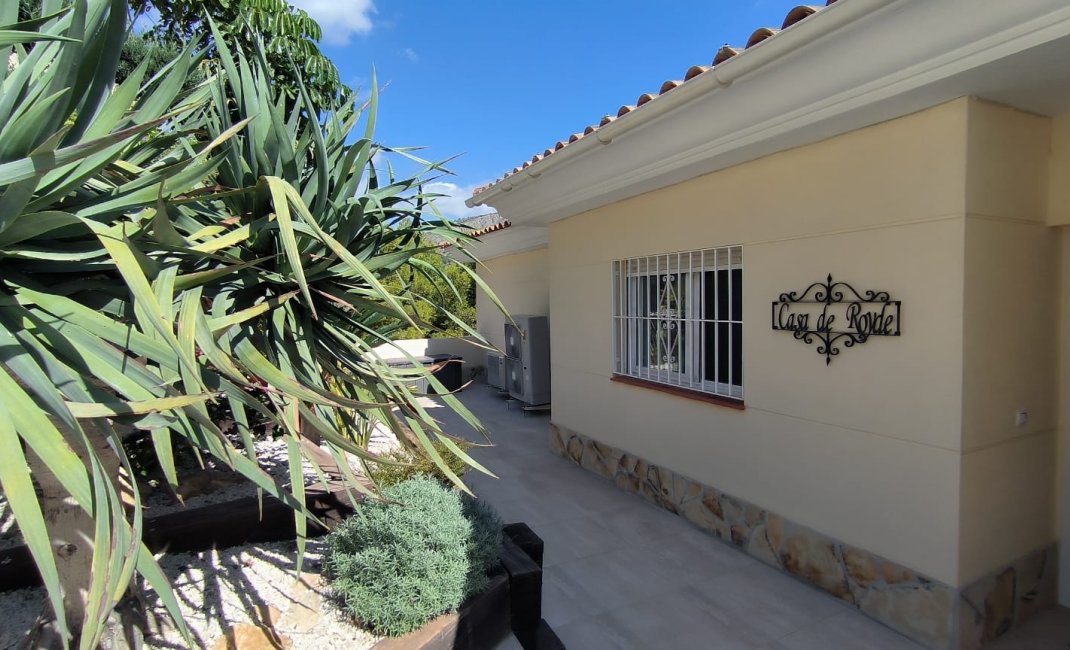 Herverkoop - Chalet / Villa -
Callosa De Ensarrià