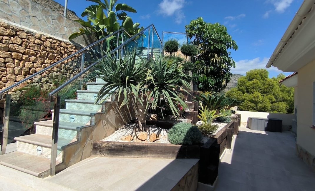 Herverkoop - Chalet / Villa -
Callosa De Ensarrià