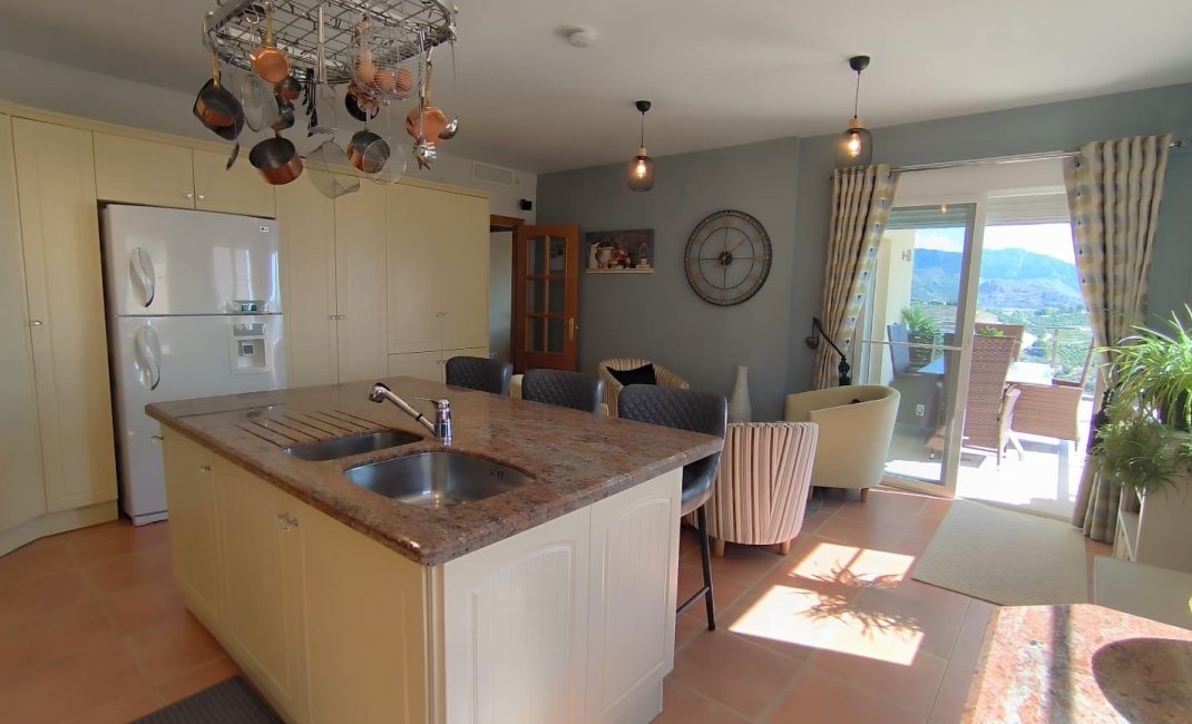 Herverkoop - Chalet / Villa -
Callosa De Ensarrià