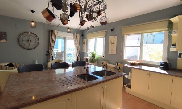 Herverkoop - Chalet / Villa -
Callosa De Ensarrià