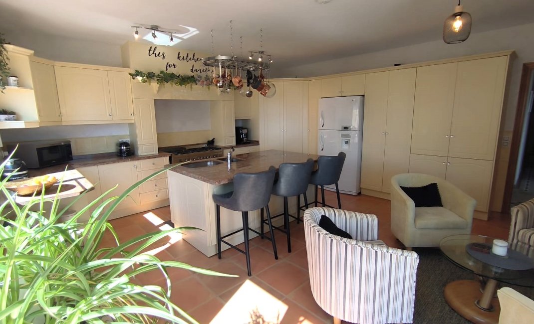 Herverkoop - Chalet / Villa -
Callosa De Ensarrià