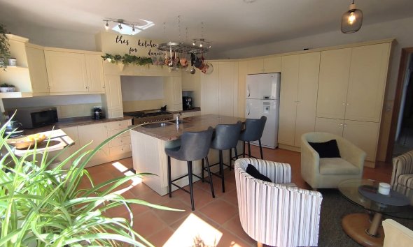 Herverkoop - Chalet / Villa -
Callosa De Ensarrià