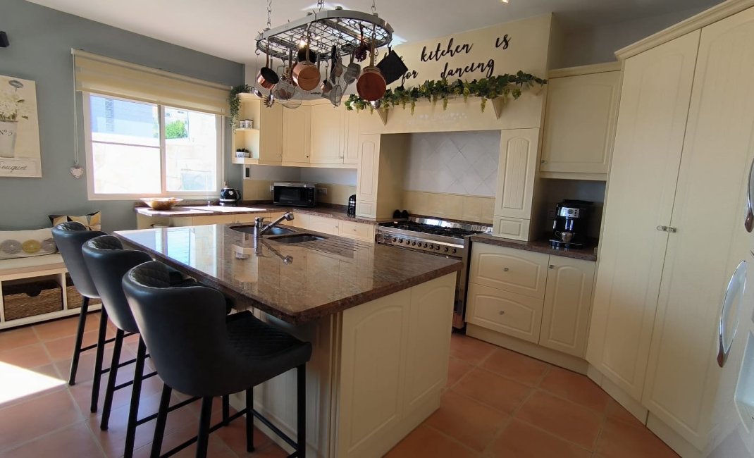 Herverkoop - Chalet / Villa -
Callosa De Ensarrià