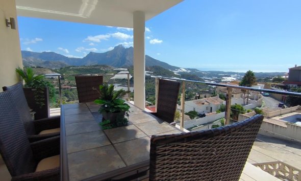 Herverkoop - Chalet / Villa -
Callosa De Ensarrià