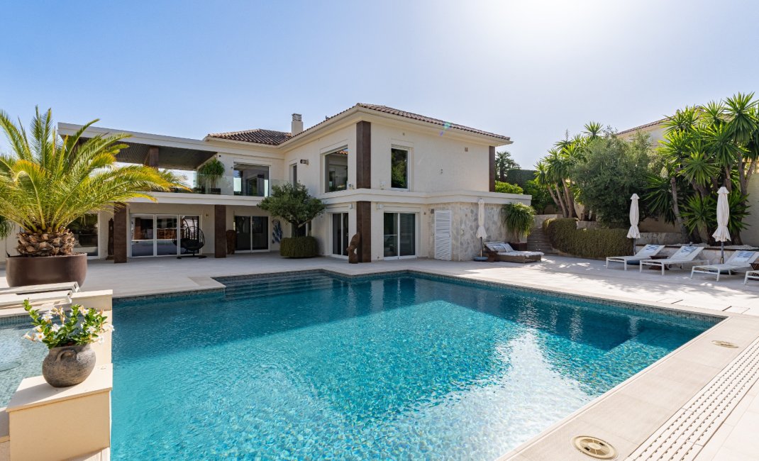 Reventa - Chalet / Villa  -
La Nucía