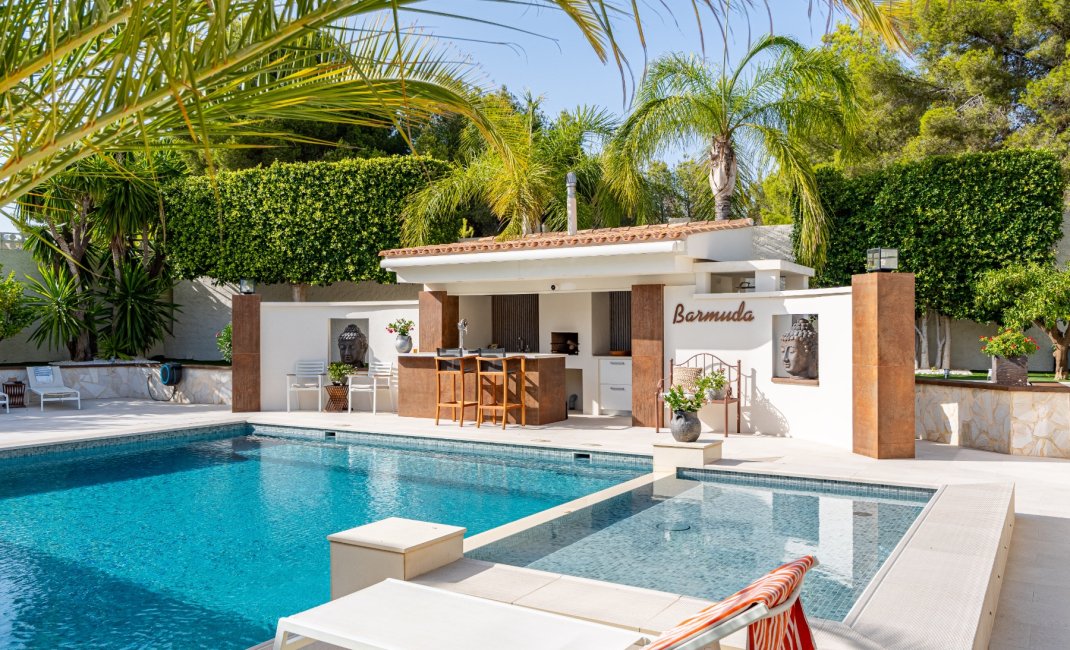 Reventa - Chalet / Villa  -
La Nucía