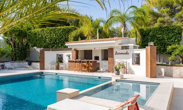 Reventa - Chalet / Villa  -
La Nucía