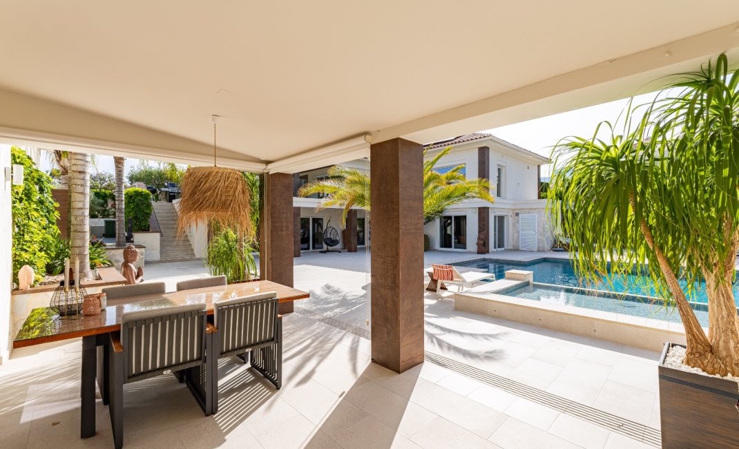 Reventa - Chalet / Villa  -
La Nucía