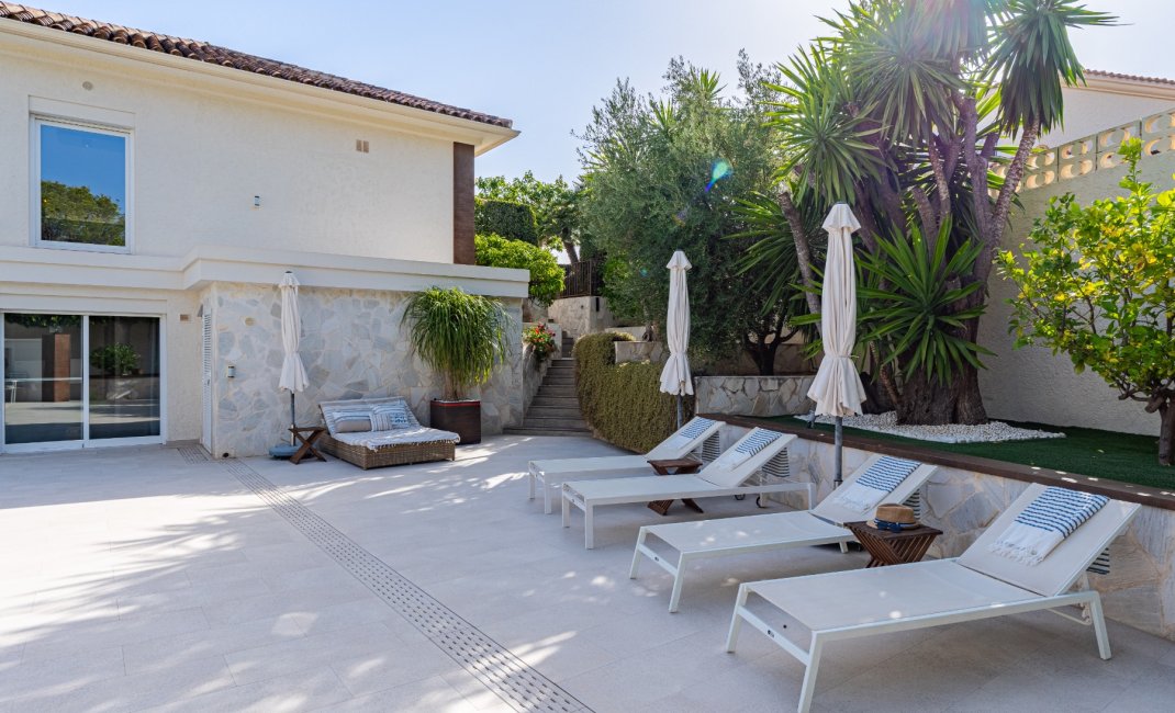 Reventa - Chalet / Villa  -
La Nucía