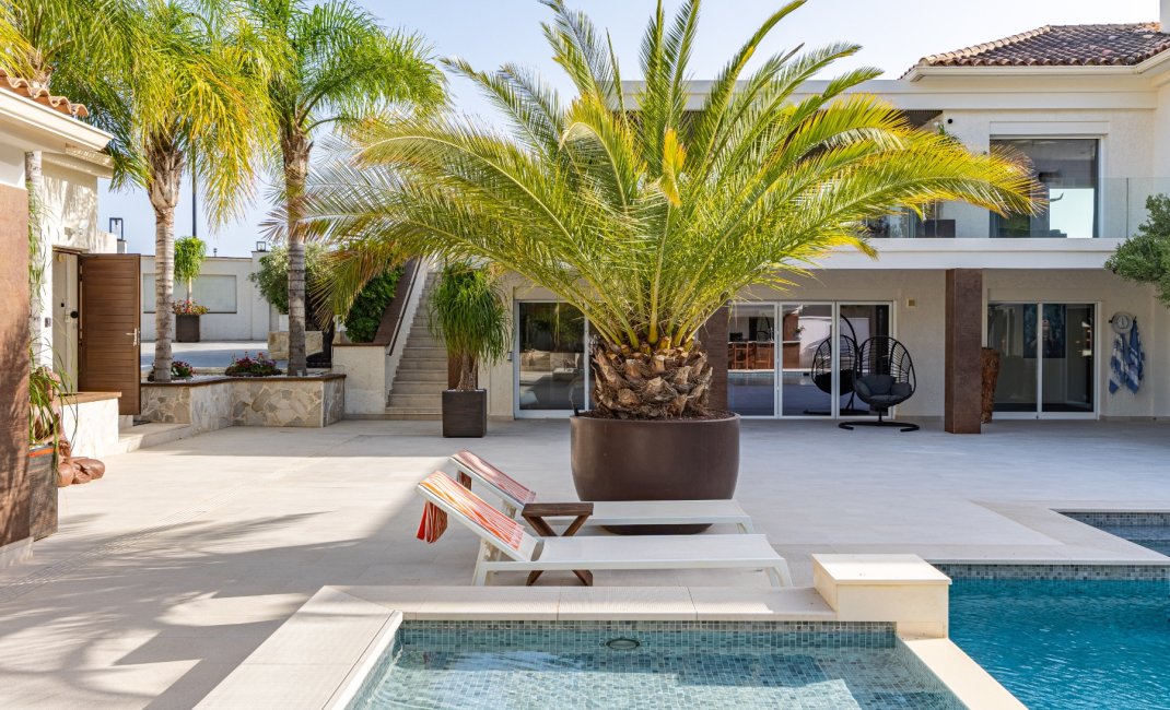 Reventa - Chalet / Villa  -
La Nucía