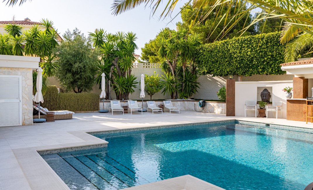 Reventa - Chalet / Villa  -
La Nucía