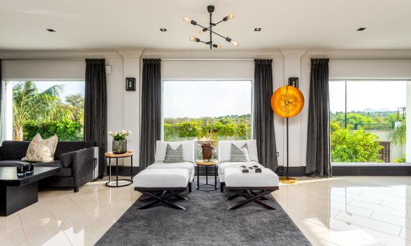 Reventa - Chalet / Villa  -
La Nucía