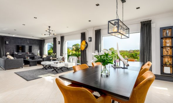 Reventa - Chalet / Villa  -
La Nucía