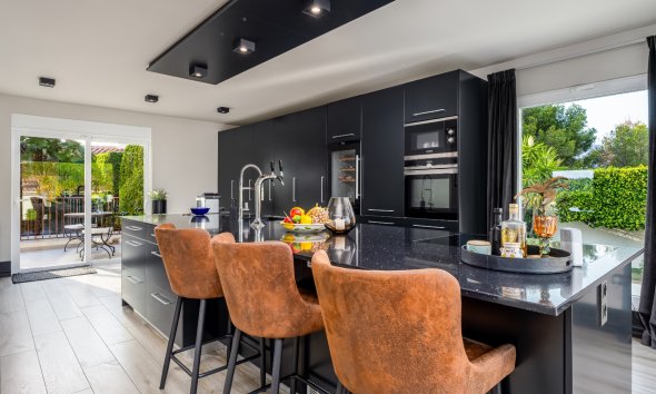 Reventa - Chalet / Villa  -
La Nucía