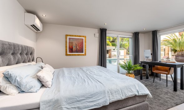 Reventa - Chalet / Villa  -
La Nucía