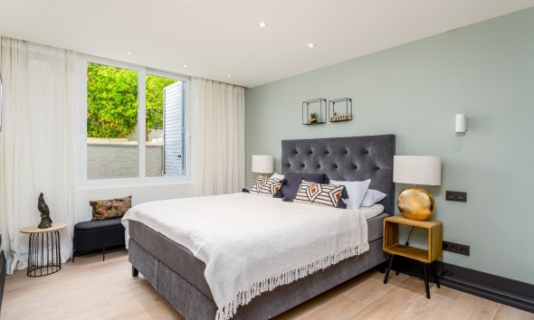 Reventa - Chalet / Villa  -
La Nucía