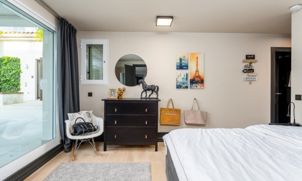 Reventa - Chalet / Villa  -
La Nucía