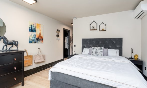 Reventa - Chalet / Villa  -
La Nucía