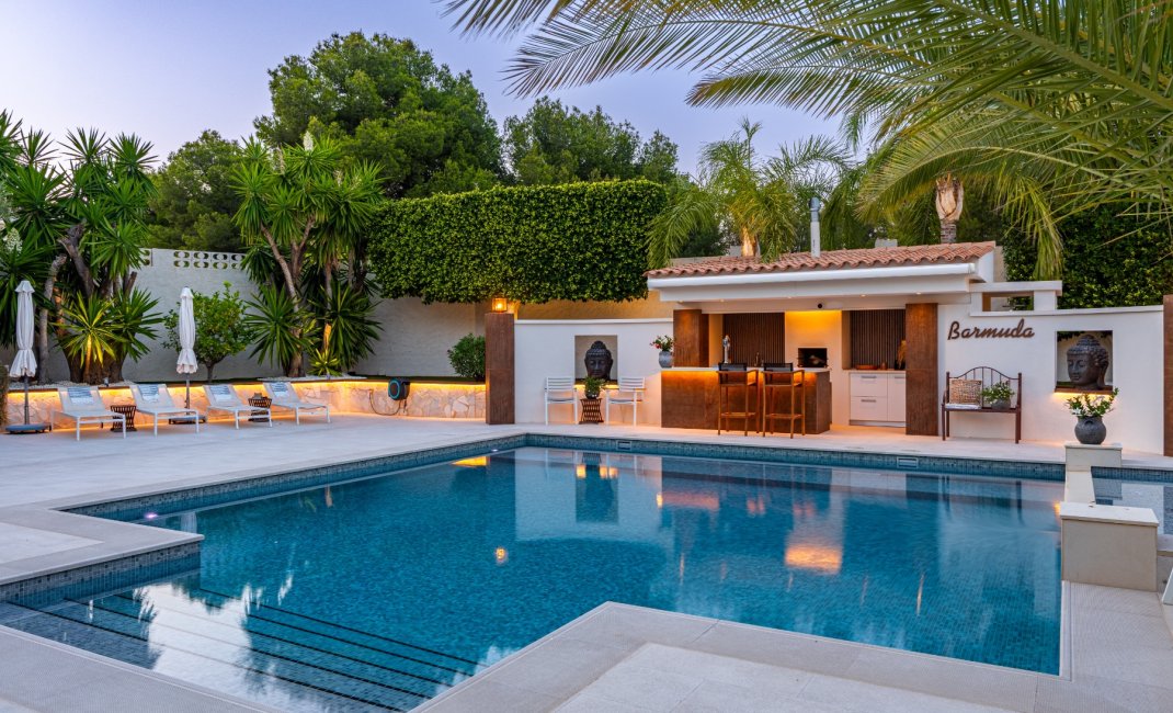 Reventa - Chalet / Villa  -
La Nucía