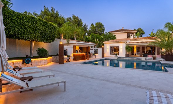 Reventa - Chalet / Villa  -
La Nucía