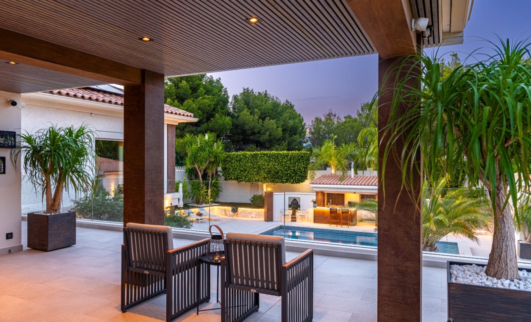 Reventa - Chalet / Villa  -
La Nucía