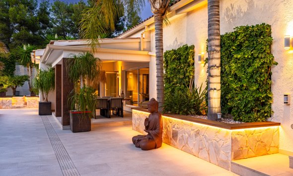 Reventa - Chalet / Villa  -
La Nucía