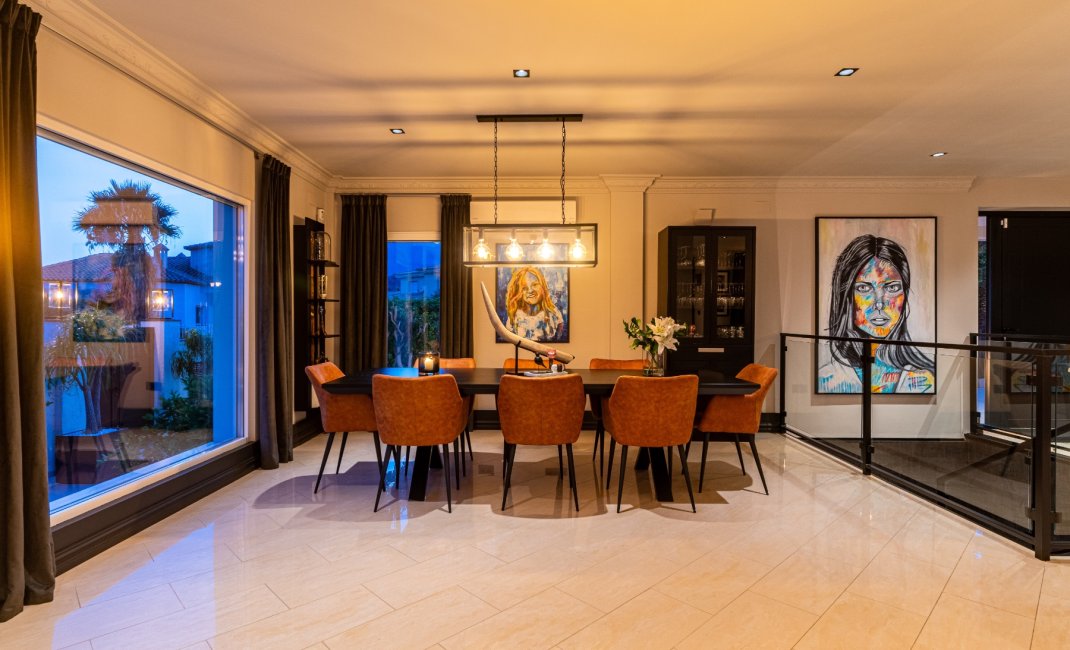 Reventa - Chalet / Villa  -
La Nucía