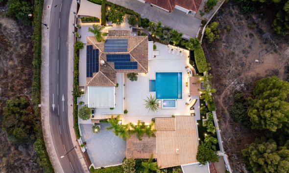 Reventa - Chalet / Villa  -
La Nucía