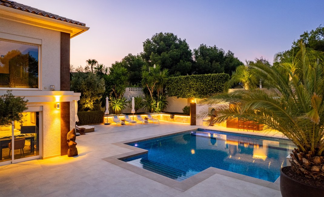 Reventa - Chalet / Villa  -
La Nucía