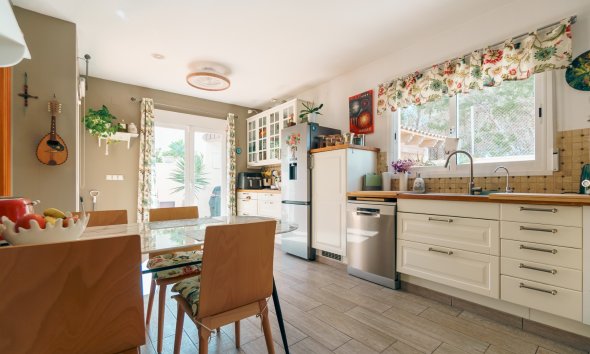 Herverkoop - Chalet / Villa -
Alfaz del Pi - Alfas del Pí